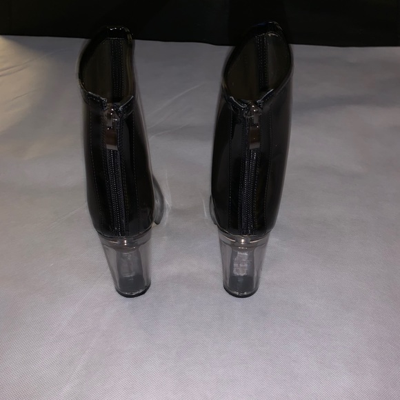 🎈🎊🔥HOST PICK🎉🚨🎈Pre Loved clear plastic ankle boots clear heel🔥 - Picture 4 of 16